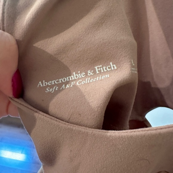 Abercrombie & Fitch Seamless Cutout Tank Bodysuit in beige — women’s size large - Picture 3 of 5